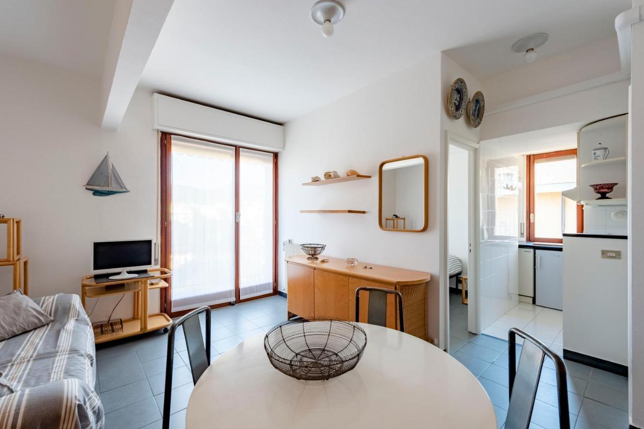 Joivy Cosy Flat With Terrace Near Rapallo Castle Esterno foto